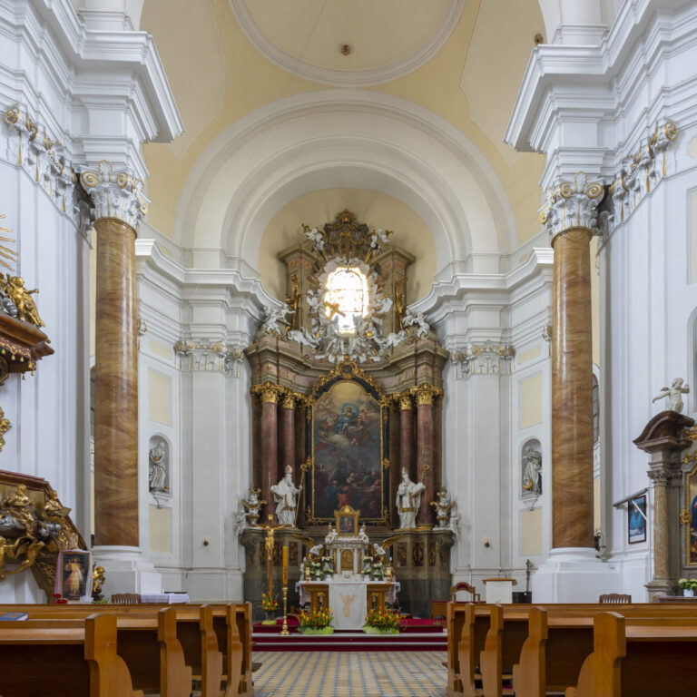 Kostel Nanebevzetí Panny Marie, Kroměříž