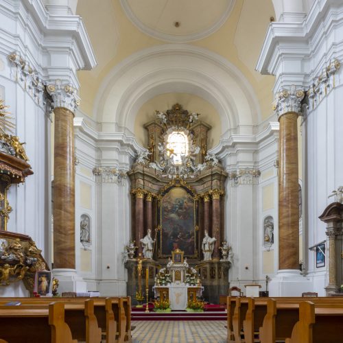 Kostel Nanebevzetí Panny Marie, Kroměříž